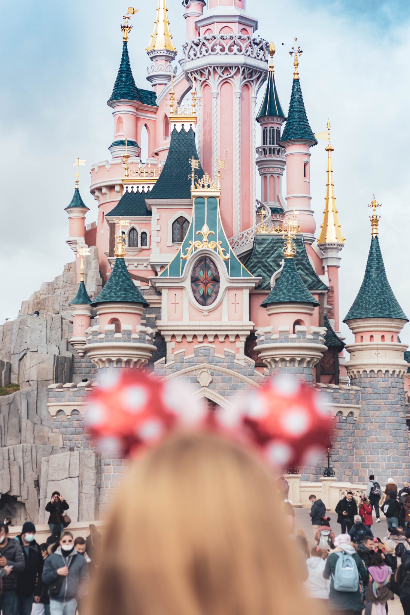 How to avoid long lines at Disney Land